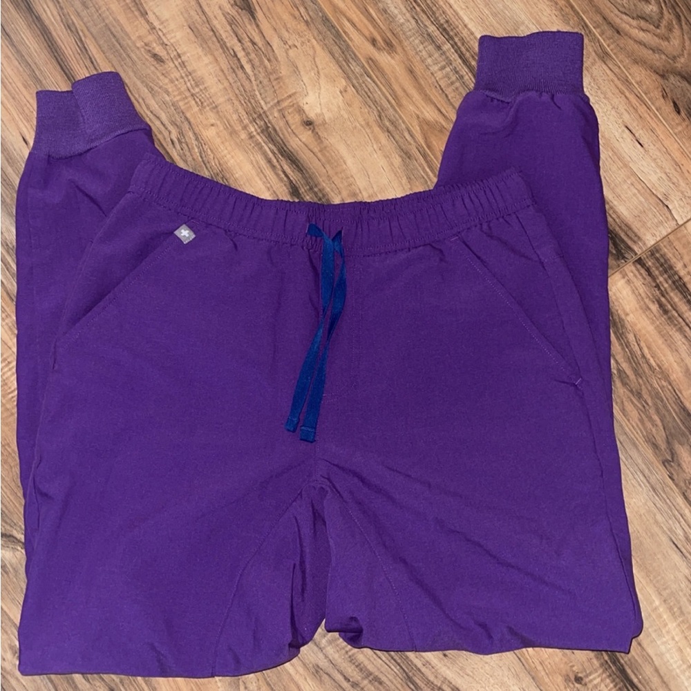 Mens figs Tansen jogger scrub pants purple